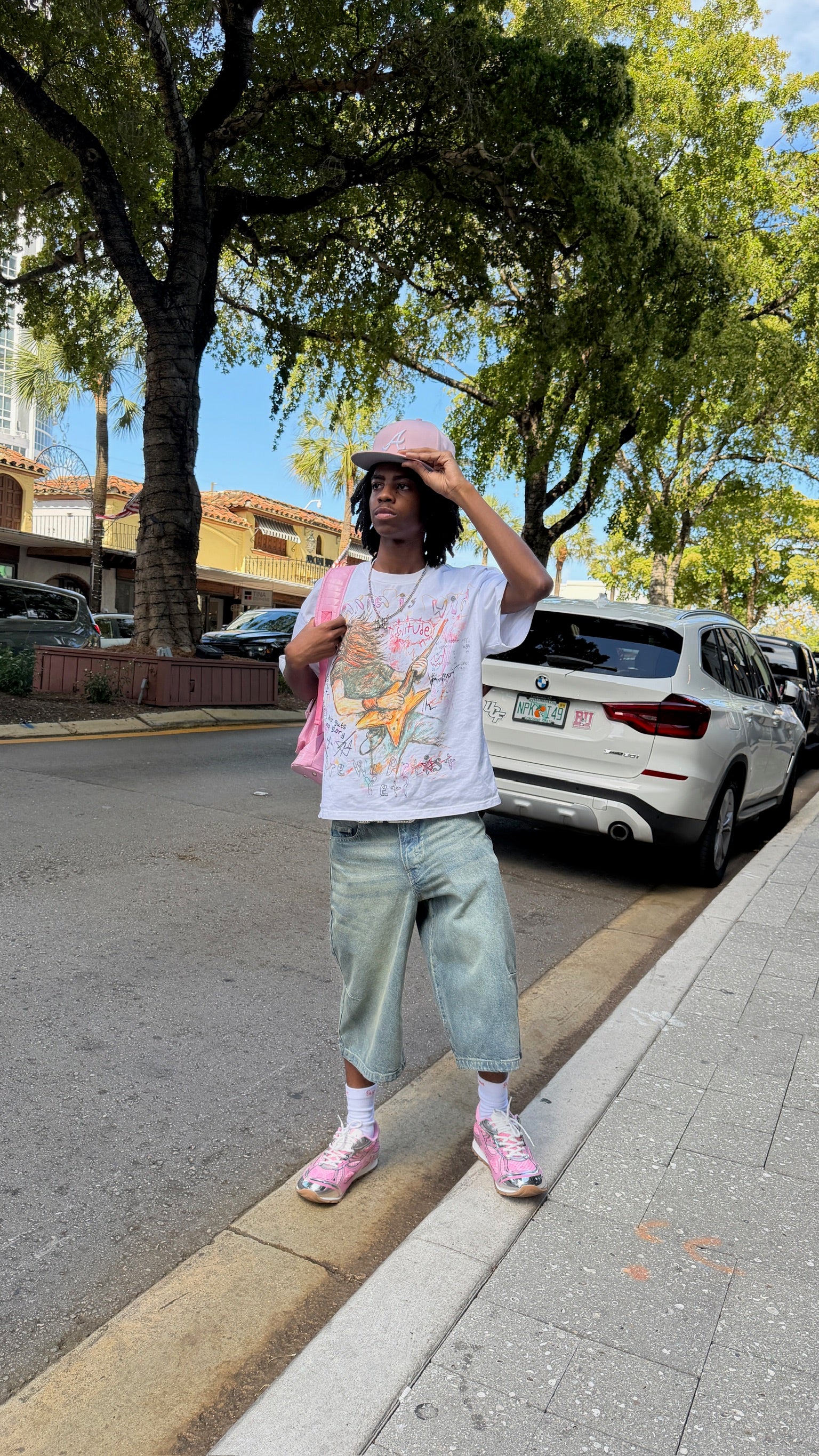 LIVING WILD TEE