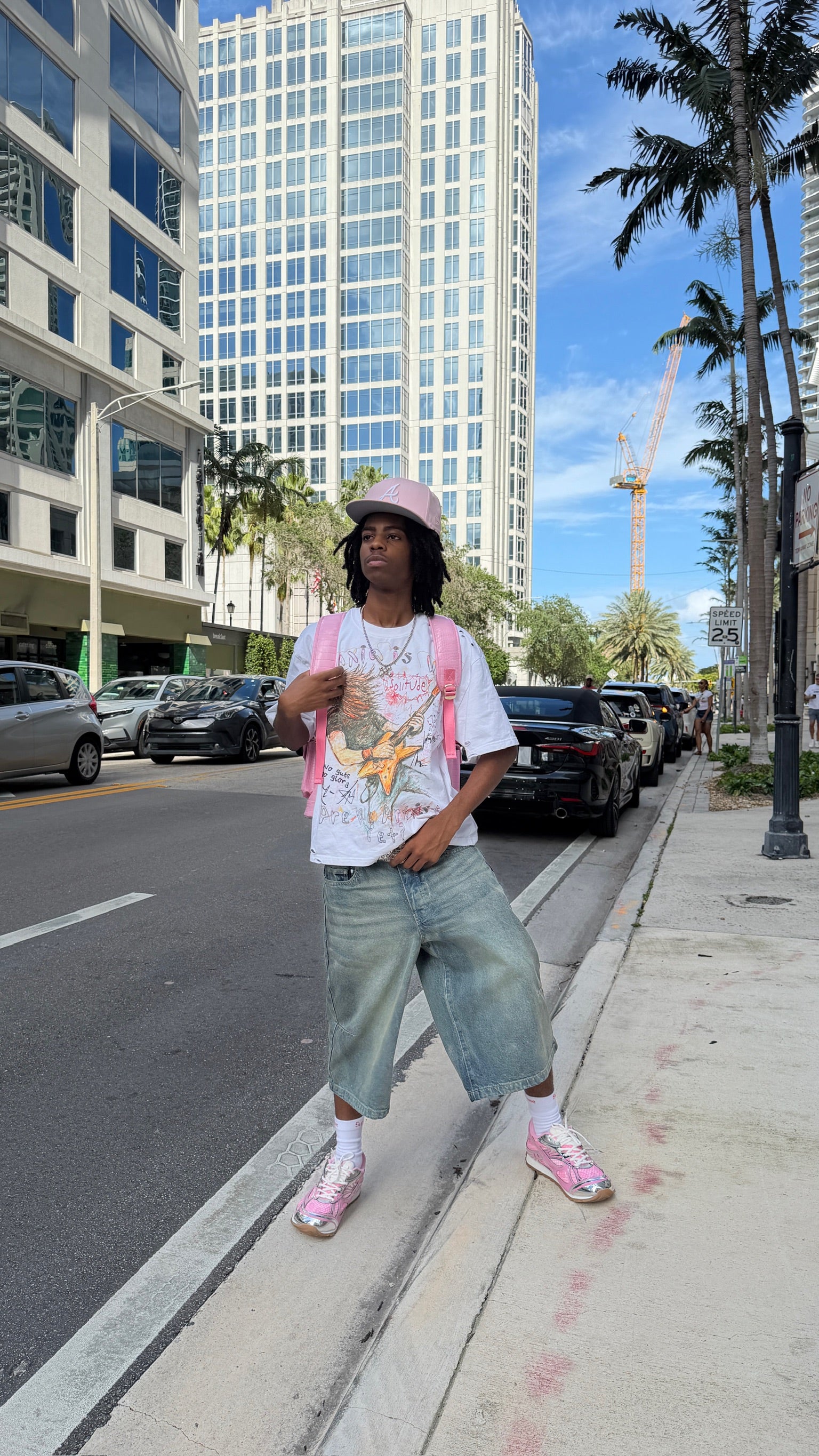 LIVING WILD TEE